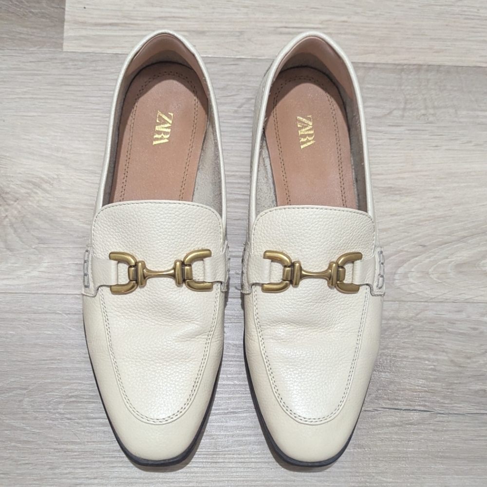 Zara Cream Loafers with Gold Detail